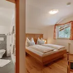بيت ضيافة 4 Mountains 3*
