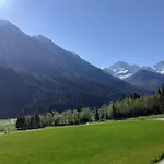 بيت ضيافة 4 Mountains