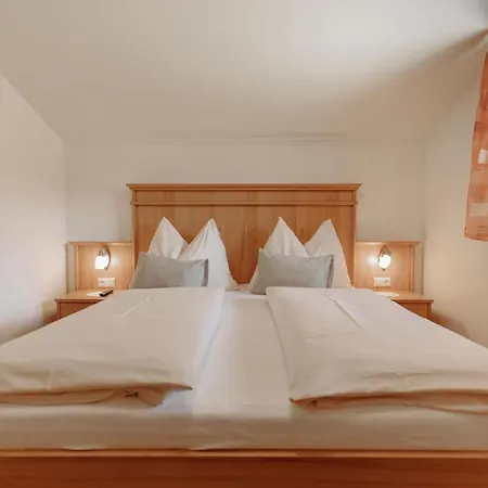 4 Mountains Guest house