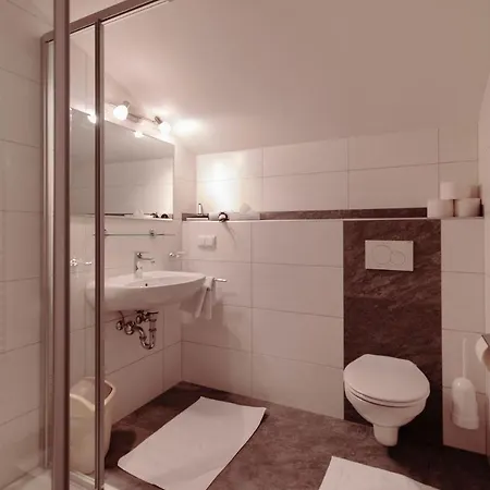 4 Mountains كلينارل