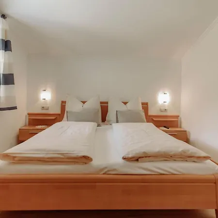 4 Mountains Guest house 3*