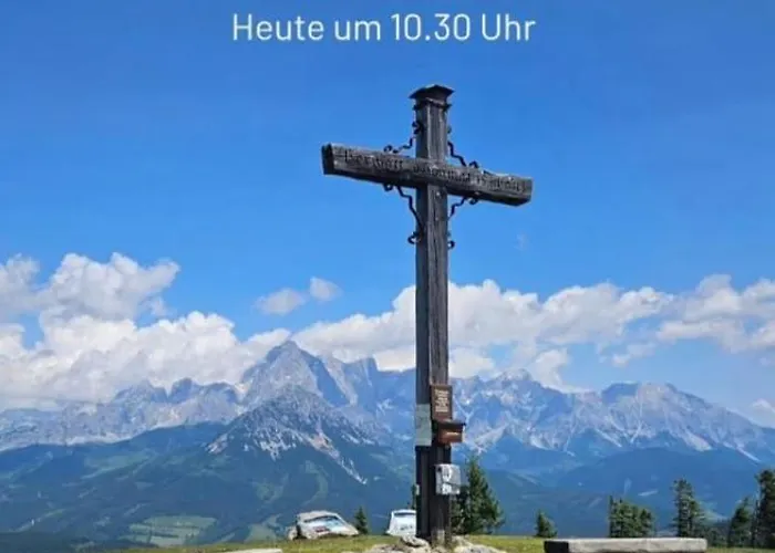Pensionat 4 Mountains 3*